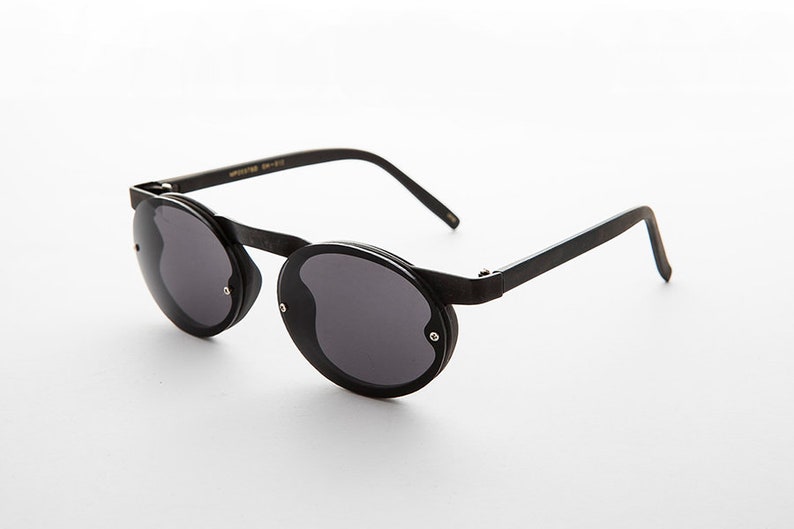 Oswald 90s Oval Goth Steampunk Sunglass with Floating Browline