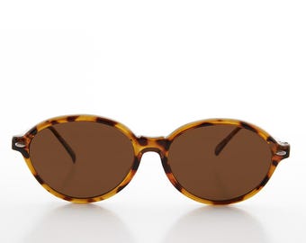 Women&#39;s Large Oval Glamour Vintage Sunglasses  - Alma