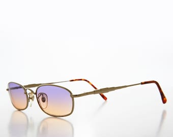 Kleine rechteckige Vintage Sonnenbrille mit farbigen Gläsern - Lou