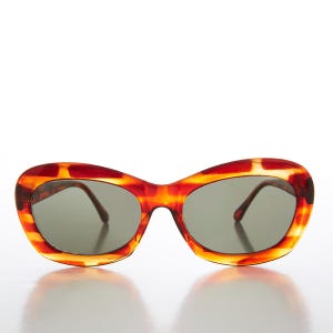 Large Frame Cat Eye Vintage Sunglasses - Isla