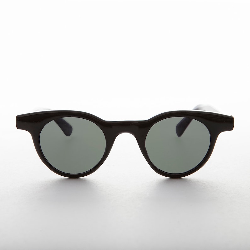 round cat eye vintage sunglasses