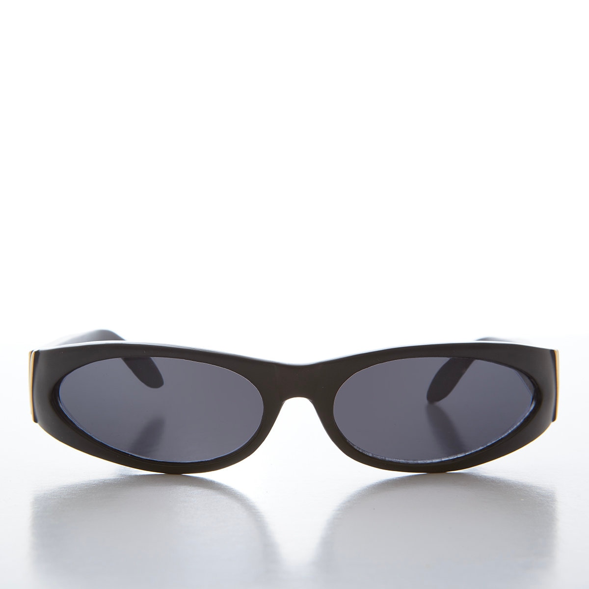 Bolle PC vintage mod 450 black with gold accent sunglasses | Size 50 [] 18 135mm Bollé - Stylish on the slope - TEF Magazine | Independent  main image 3