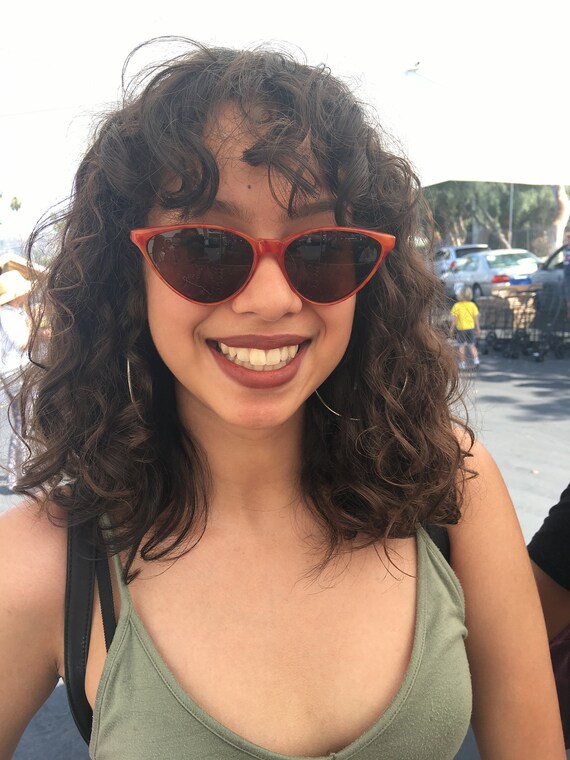 Thin Pointy Hip Cat Eye Vintage Women's Sunglasse… - image 4