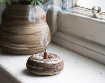 BULBOUS ceramic incense cone holder, round stone like burner, neutral, minimalist, incense burner, brown, beige, marble, handmade cone stand