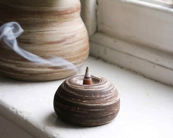 BULBOUS ceramic incense cone holder, round stone like burner, neutral, minimalist, incense burner, brown, beige, marble, handmade cone stand