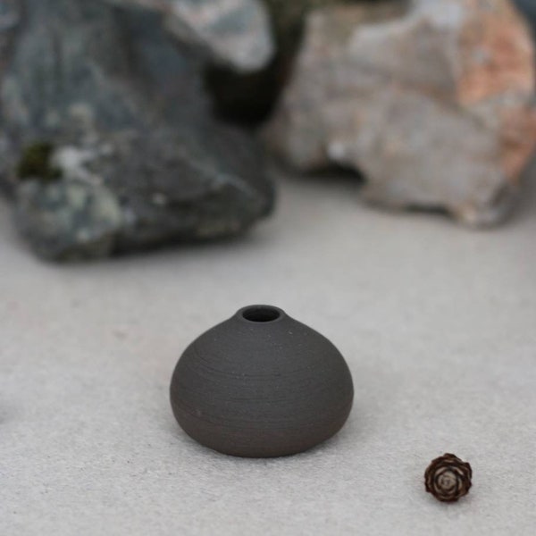 SANDSCAPE - black - small black ceramic miniature pebble shape vase