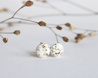 ALBA WEST snow white porcelain stud earrings with Scottish sand, handmade minimalist earrings, hypoallergenic earrings, Scotland