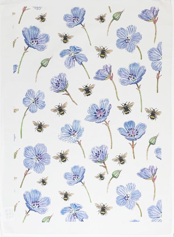 Buzzy Bees in the flowers Large Cotton Tea Towel
