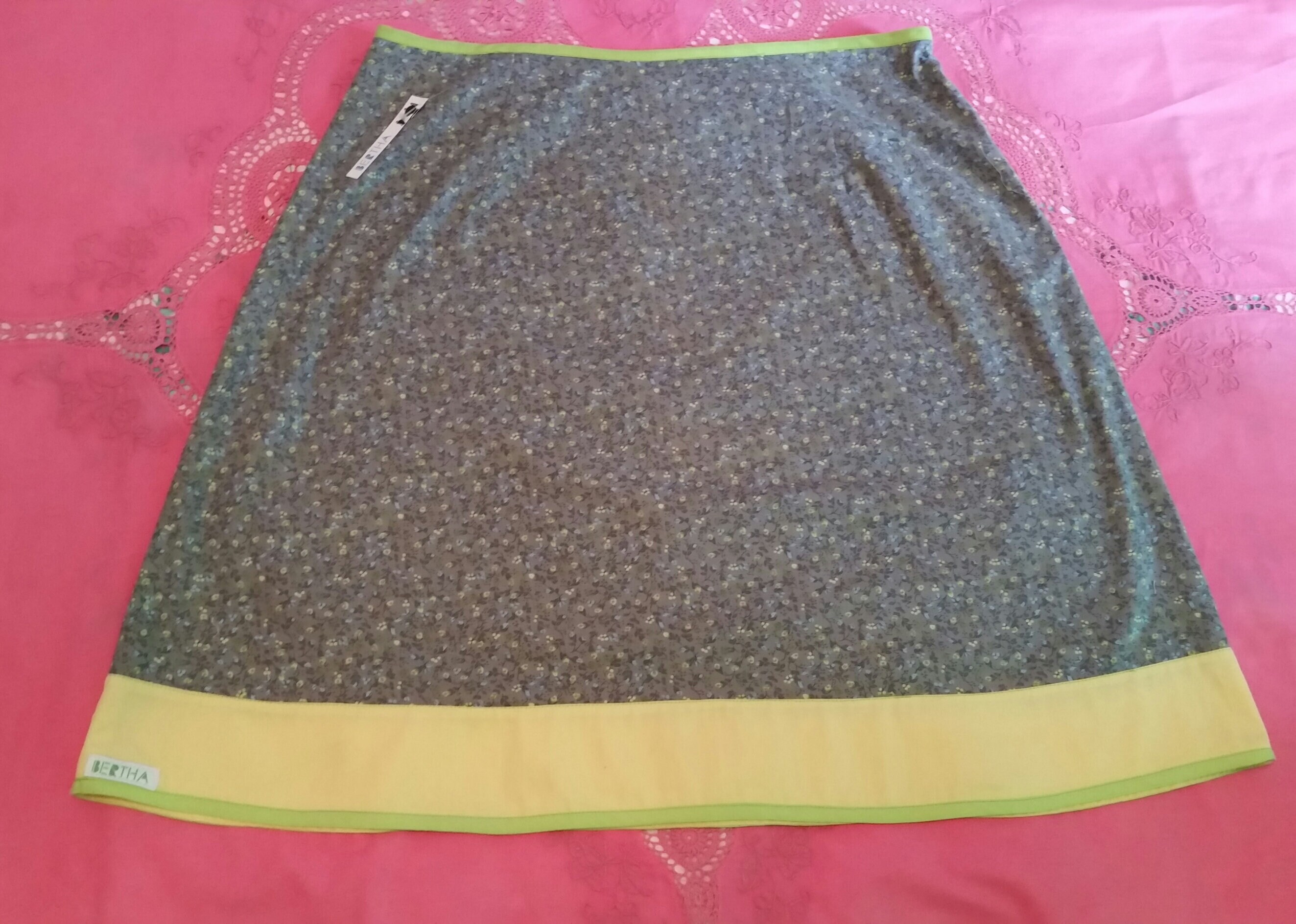 a line skirt size 20