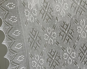 White Hand knitted 100% Wool Traditional Estonian Lace, Haapsalu Shawl