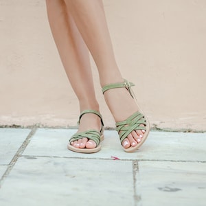 Women Leather Sandals 1060