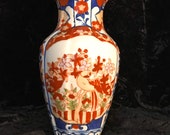 Antique 19th Century Japanese Imari Ribbed Vase. Hand Painted in Traditional Blue, Crimson Red and Green on White Glazed Large Vase