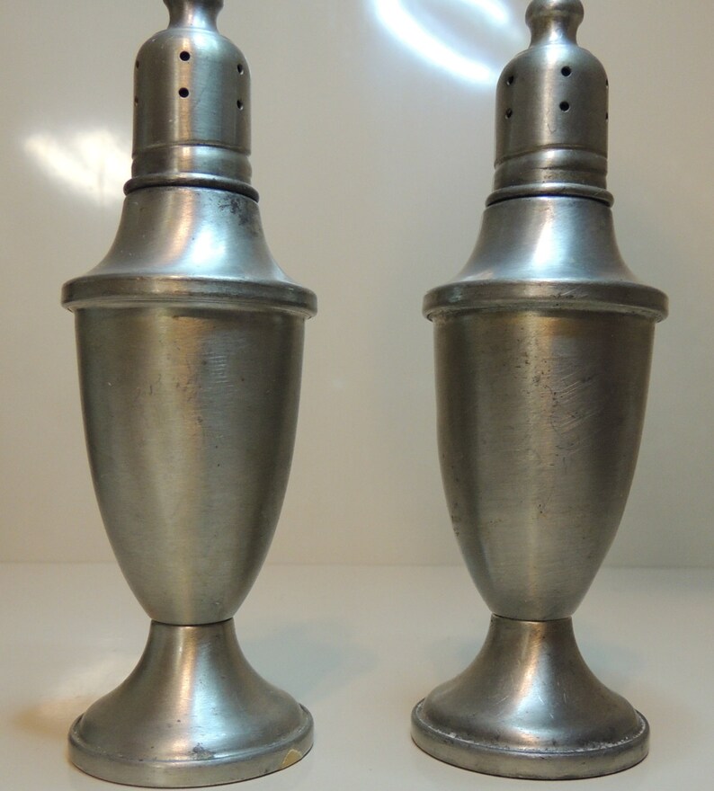 Pewter Tableware Salt and Pepper Set for Rustic Style Home WEB Pewter Weighted