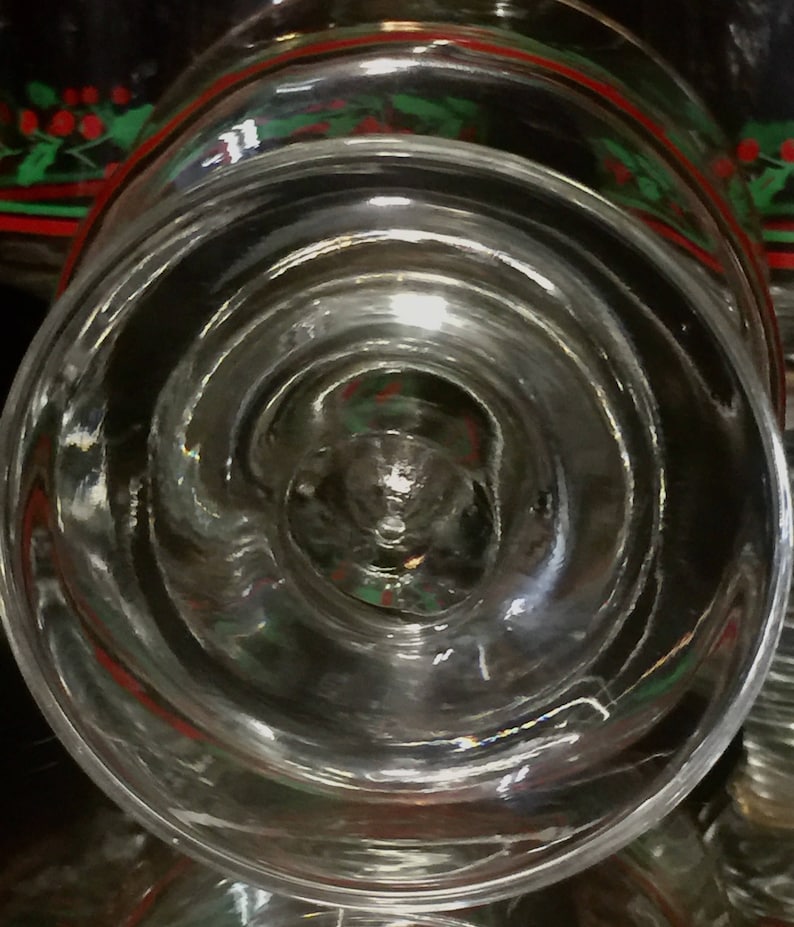 Vintage Christmas Holiday Holly and Berry Glasses Total of Four Compotes
