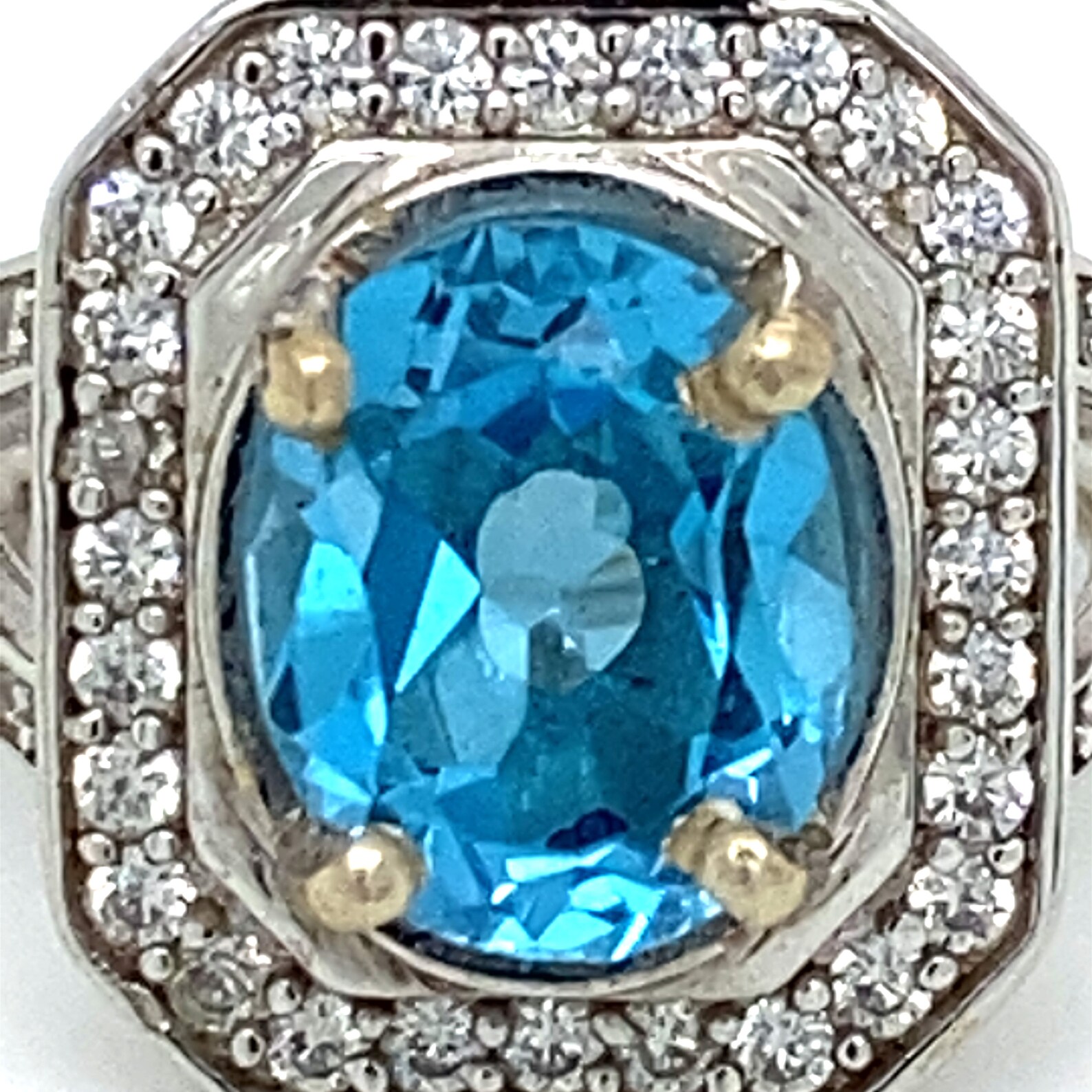 topaz clarity or detail