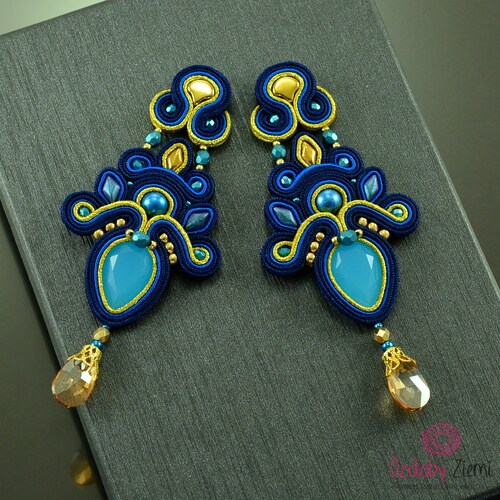 Gorgeous boho navy blue gold chandelier earrings, navy blue gold glow earrings, blue long crystal earrings, blue dangle shops soutache earrings