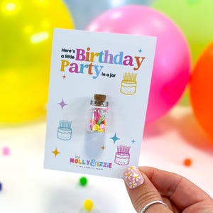 Festa de aniversário em um pote | Presente simbólico | Lembrança | Sentimento | Presente de aniversário | Presente atencioso | Presente de caixa de correio | Presentes felizes | Celebração