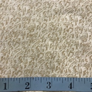 1980's Beige Cream Neutral Foundation Quilting Fabric FQ 18"x 22"/more (SE)