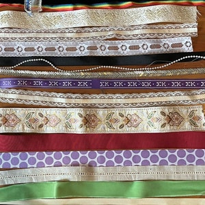 Wundertüte 20 verschiedene Borte Spitzenbänder Ripsband bestickt Samt Alle 12 "+ Puppen Junk Journal Hutmacherkunst Quilt (1)