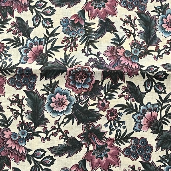 1980's Mauve Slate Floral Ivory Fabric 19"x 31" Scrap Rural Estate Quilter's Stash Room to Roam