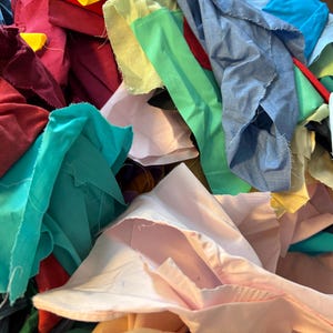 One Pound Mystery Grab Bag Altstoff SOLIDS 1980's-2000's Frühjahrsputz zum halben Preis Dod's tägliche Angebote