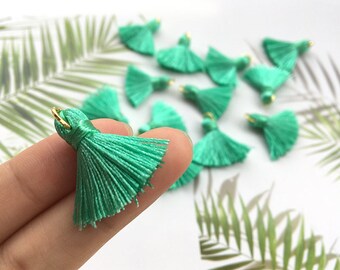 10 pieces Tassels,Tiny Catton Tassels,2cm Cotton Thread Tassels,Mini Tassels,Tassels Charm for Jewelry Making,DIY Tassels Earrings