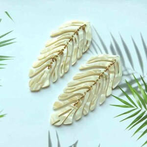 4 PCS Leaf pendant, Tortoise Leaf shape Cellulose Acetate  earring Charm, Plastic Pendant Resin Acrylic Pendant DIY Jewelry Accessories