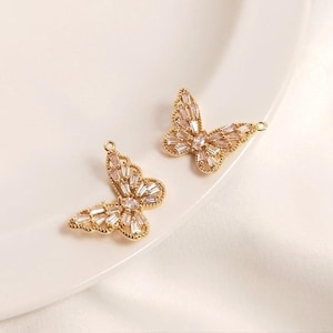4 pieces Gold plated on brass, CZ Pave Zircon Butterfly Charm,Dainty Butterfly Pendant,CZ Pendant, Necklace Charm, Jewelry Making Supply