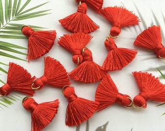 10 pieces Red Tassels,Tiny Catton Tassels,2cm Cotton Thread Tassels,Mini Tassels,Tassels Charm for Jewelry Making,DIY Tassels Earrings