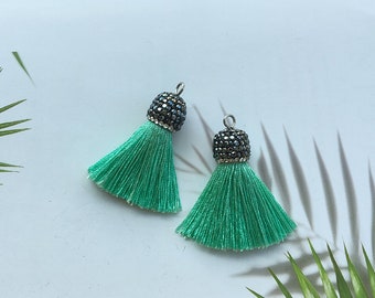 4 mintgrönt tofsar med strass, små sidentofsar, 3,5 cm silkestrådstofsar, tofsarberlock smyckestillverkning, gör-det-själv tofsarörhängen