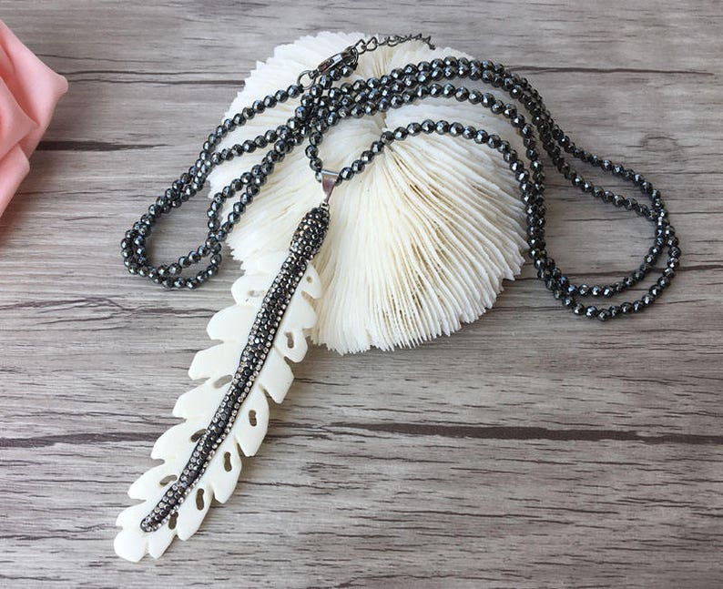 3 Strands Natural Agate Charms Necklace with Hematite Chains Pave Rhinestone Crystal jade Pendants Jewelry For Women NK192