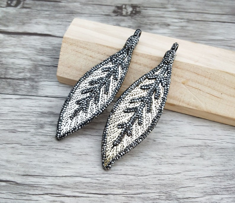 5 Pieces Vintage Hollow leaf Pendants Paved Rhinestone Crystal stone for DIY Necklace jewelry findings Boho charm Gift PD837
