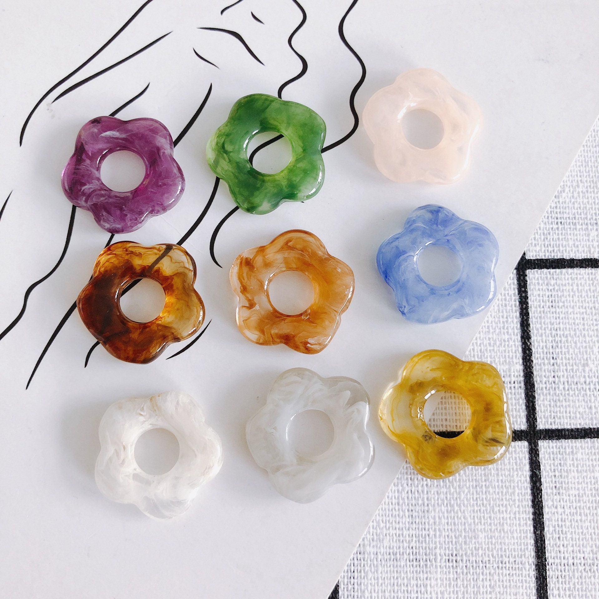 Flower-shaped Resin Charm Pendant, Acetate Acrylic pendant, Hollow Flower Earring Charm, DIY Jewelry Craft Supplies(no holes)