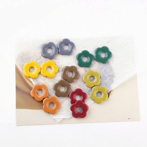 10 pieces Flower-shaped Resin Charm Pendant, Acetate Acrylic flower charms with hole, Hollow Flower Earring Charm DIY Jewelry Craft Supplies