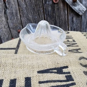 Clear Glass Handled Lemon Reamer Juicer  Citrus Juicer  Vintage Kitchen  Utensil