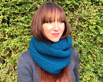 Extra Large luxurious lambswool snood/ Only One Available/Chunky Knit Infinity Scarf/Chunky cowl/Neck warmer/Lambswool snood