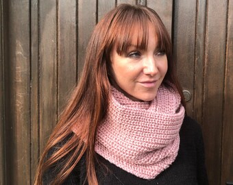 Extra Large luxurious lambswool snood/ Only One Available/One of a kind/Chunky Knit Infinity Scarf/Chunky cowl/Neck warmer/Lambswool snood