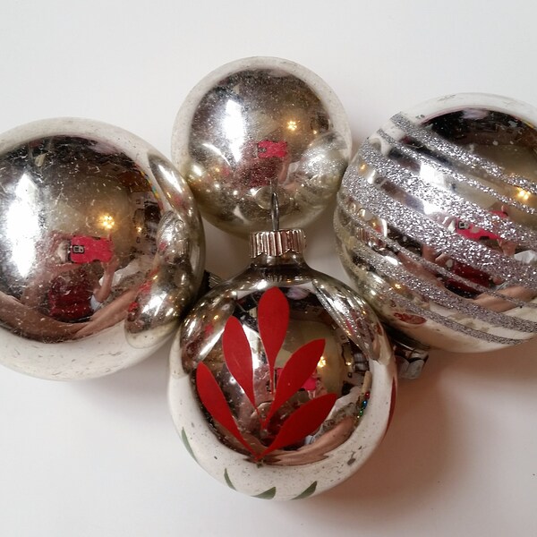 Set of 4 Vintage Silver Mercury Glass Christmas Bulbs Ornaments Shiny Brite Hand Painted Red Green Leaves Glitter Made in USA