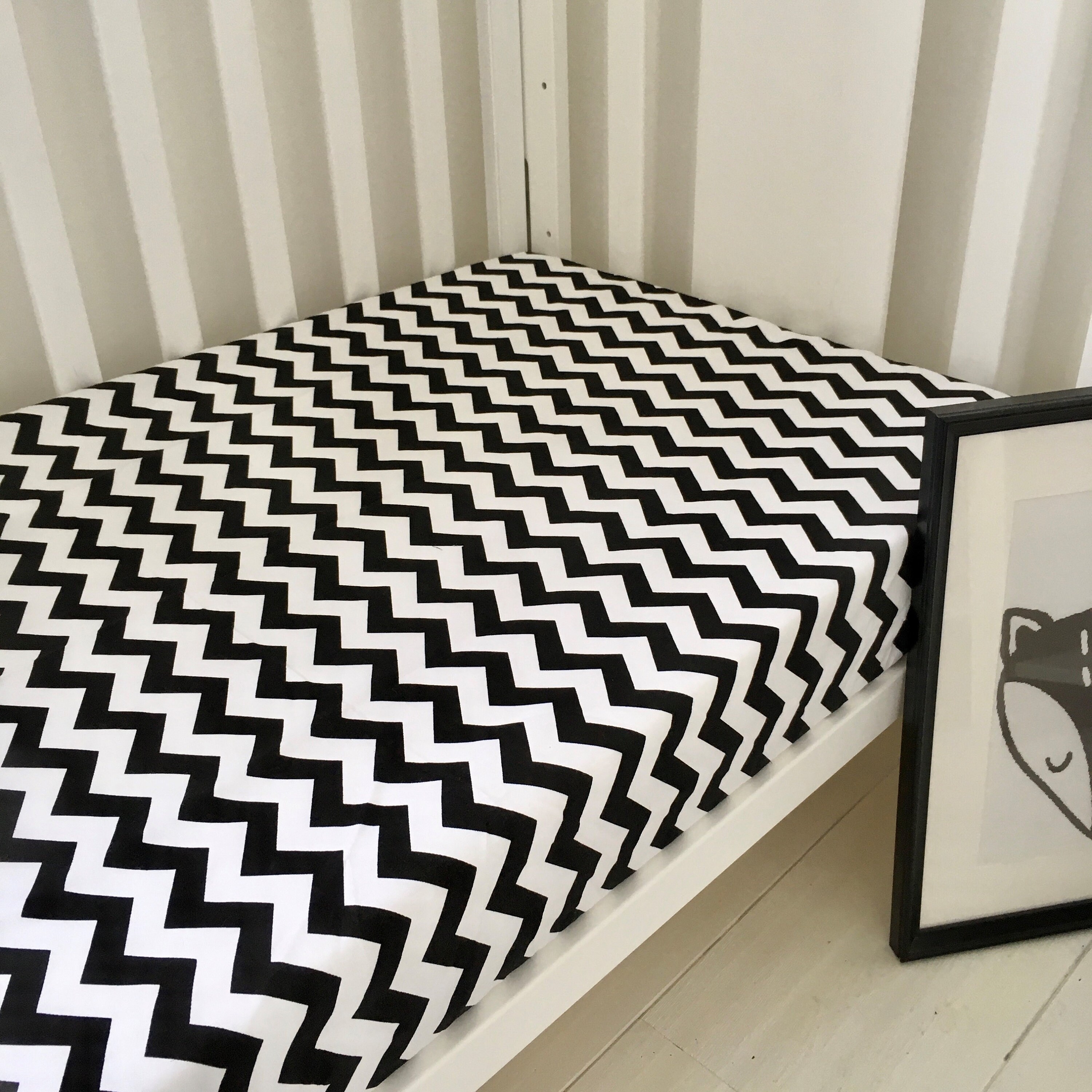 Fitted Sheet Set With Black And White Striped Printed Bedding