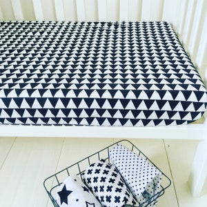 Monochrome Cot and  Cot-Bed-Fitted-Sheet-100-COTTON- 60 x 120 cm , 70 x 140 cm Black White  Monochrome Bedding Toddler
