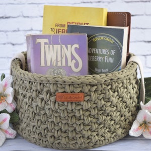 Crochet Pattern: Charlotte the Large Crochet Basket, book storage, dorm decor, nursery decor, towel basket, bathroom storage, round basket