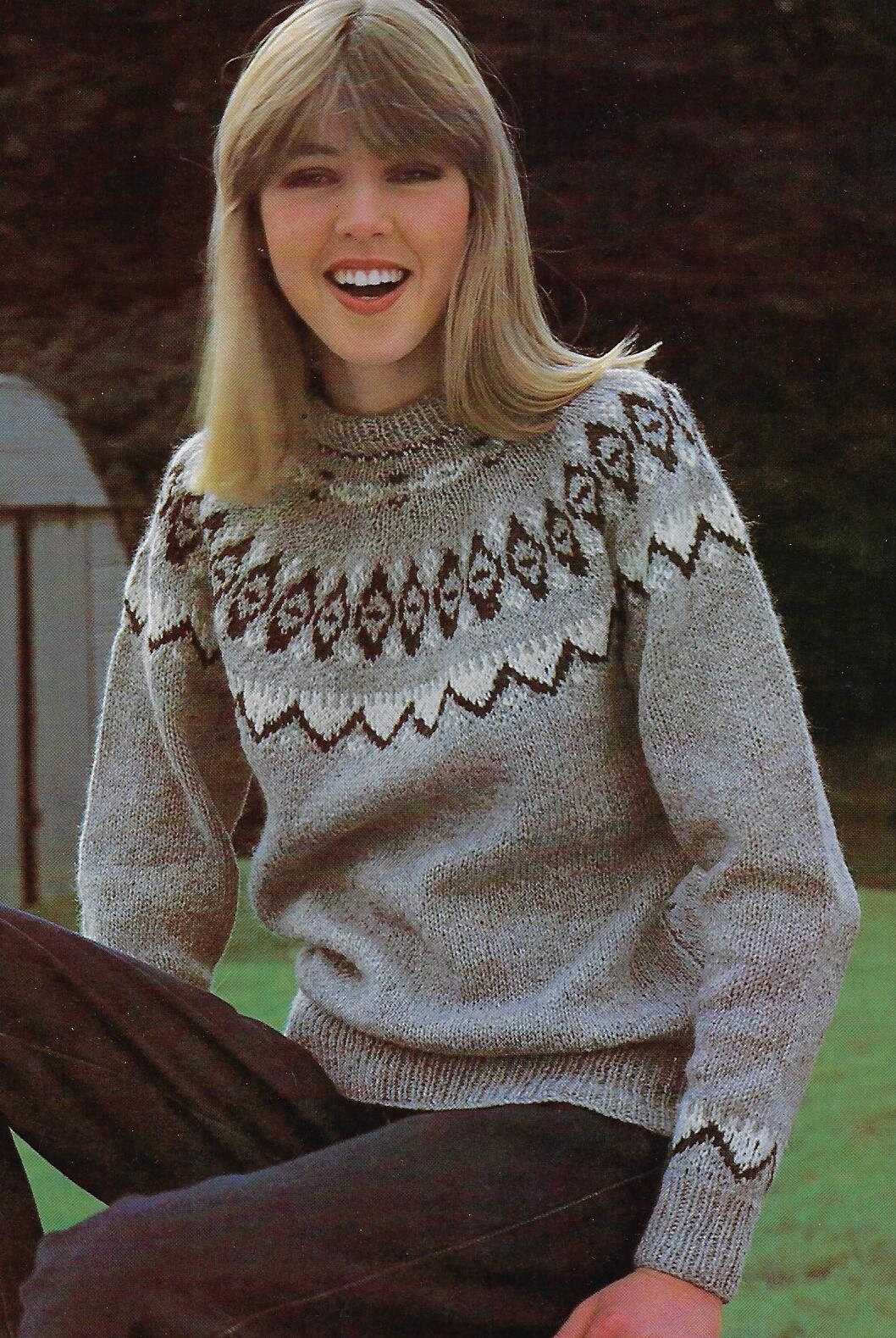 Women's Fairisle Yoke Sweater knitting pattern DK 8 ply - Etsy Polska
