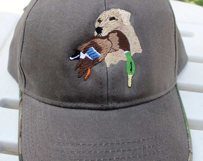 Labrador Bird Dog Baseball Cap