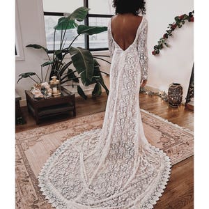 Venice / Bohemian Wedding Dress / Vintage Lace Wedding Dress / Open Back Backless and Long Sleeves Wedding Gown image 6