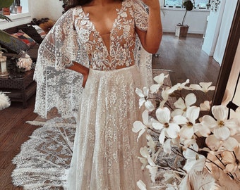 Giselle 2.0 | Bohemian Wedding Dress | Boho Wedding Gown | Detachable Lace sleeves - MADE TO ORDER