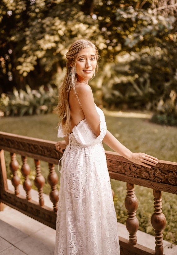 Lace hot sale dresses images
