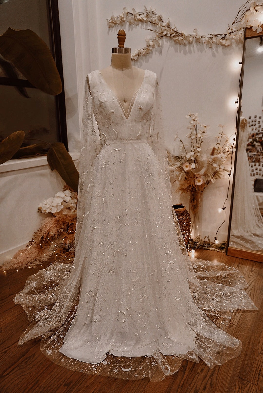 Wedding dress stars top