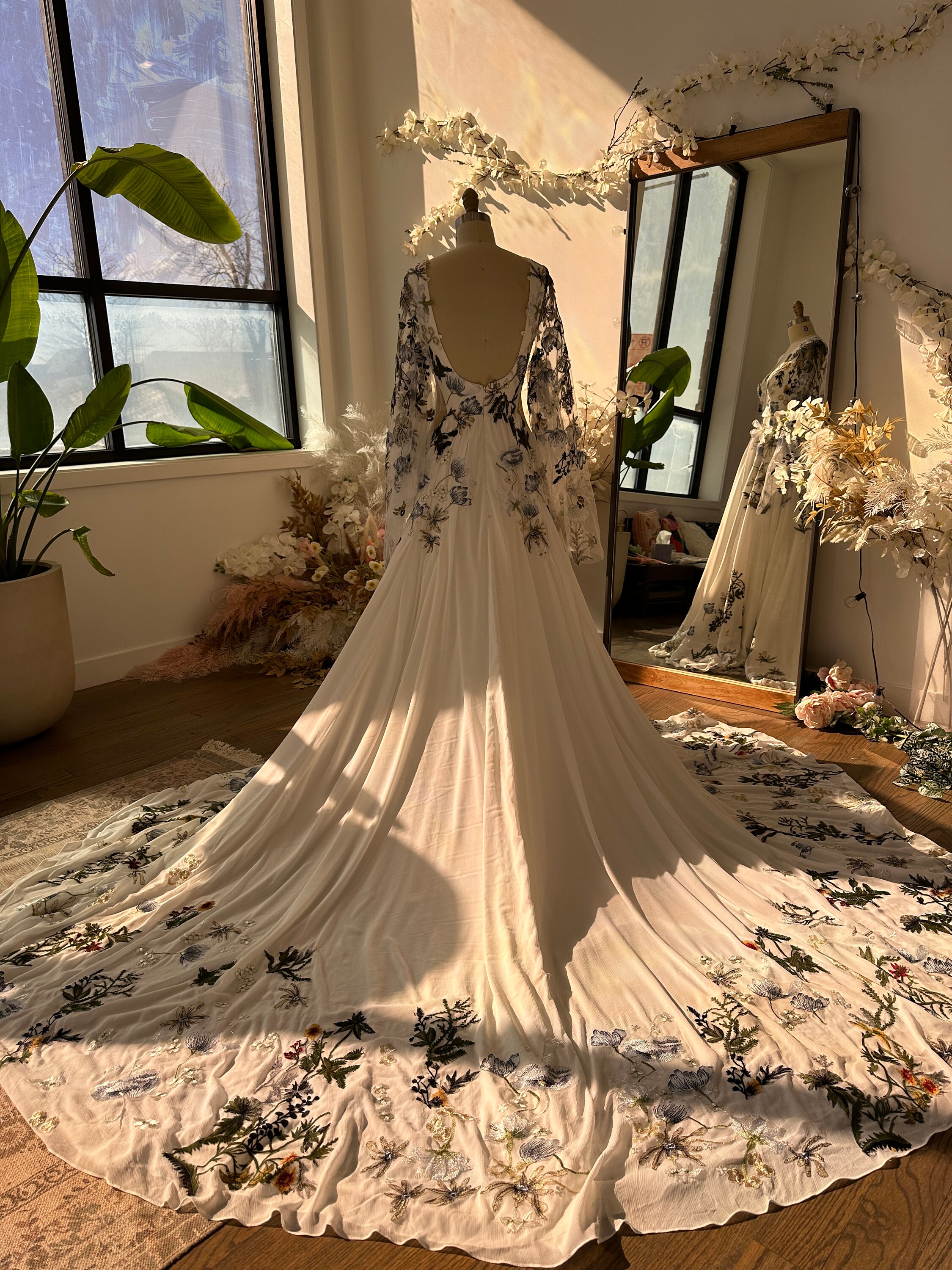 Nahla Blue Floral Rustic Wedding Dress Colorful Wedding Dress Floral Nontraditional Wedding Dress SAMPLE Etsy Ireland