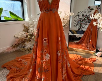 Autumn - Fall Wedding Dress - Forest Woodland Wedding Dress - Elven Wedding Dress - Rust Color - Unique Wedding Dress - MADE TO ORDER