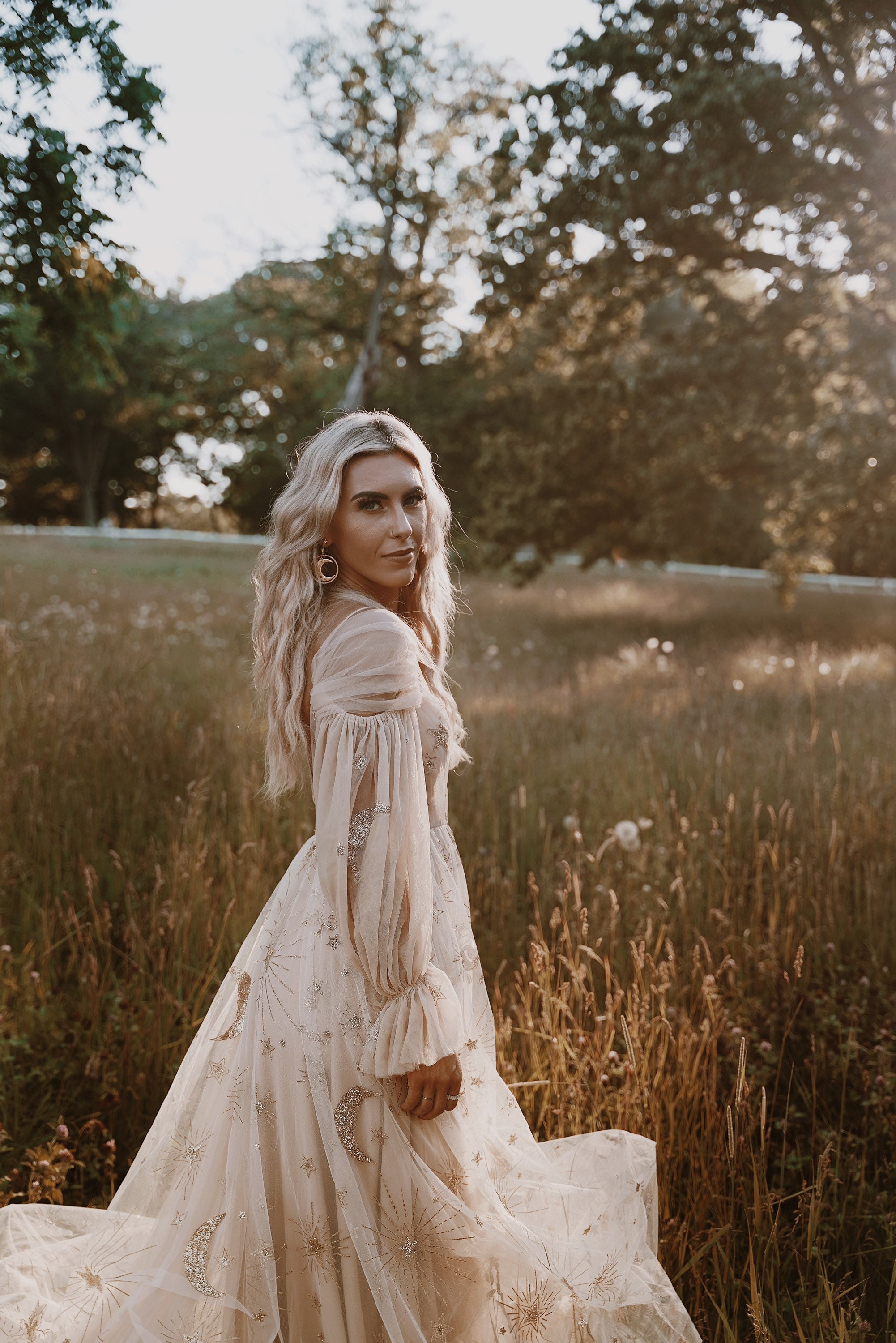 Boho Wedding Star Lace Wedding Dress Glow In The Dark Star Wedding Dress Ivory Celestial Gown Boho Wedding Star Lace Wedding Dress Glow In The Dark Star Wedding Dress Ivory Celestial Gown